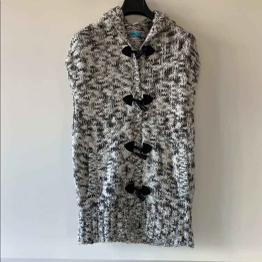 Alice + Olivia | Knitted Vest